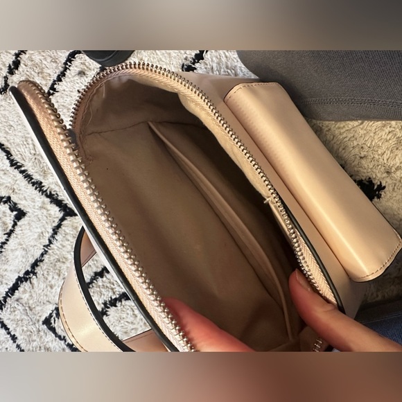 Adorable faux leather mini backpack - Picture 4 of 5